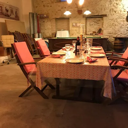 French Fields Luxury Glamping Original Mongolian Yurt Luxe tent Le-Vieux-Cerier