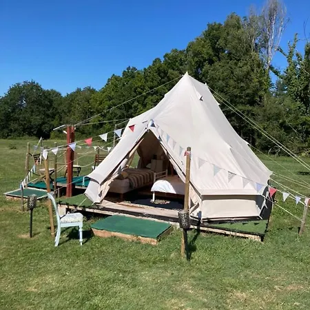 Luxury tent French Fields Luxury Glamping Original Mongolian Yurt Le-Vieux-Cerier