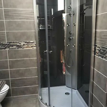 French Fields Luxury Glamping Original Mongolian Yurt * Le-Vieux-Cerier