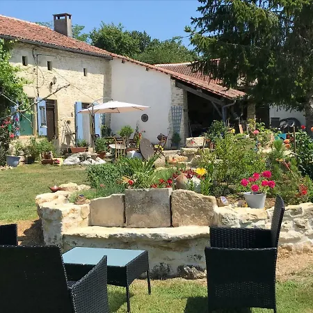 French Fields Luxury Glamping Original Mongolian Yurt Luxe tent Le-Vieux-Cerier