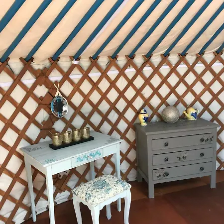 French Fields Luxury Glamping Original Mongolian Yurt Le-Vieux-Cerier