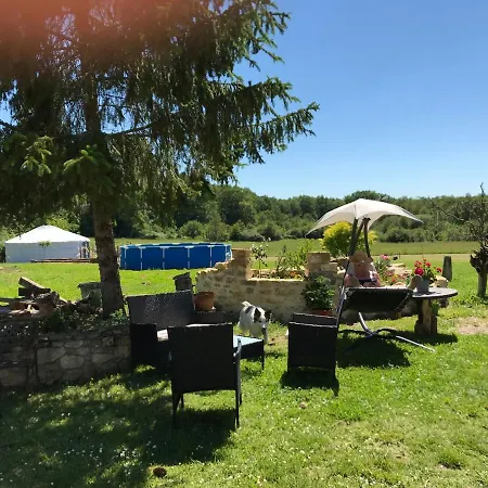 French Fields Luxury Glamping Original Mongolian Yurt Luxury tent Le-Vieux-Cerier