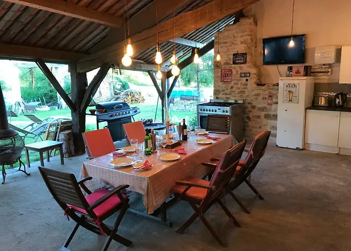 Luxury tent French Fields Luxury Glamping Original Mongolian Yurt