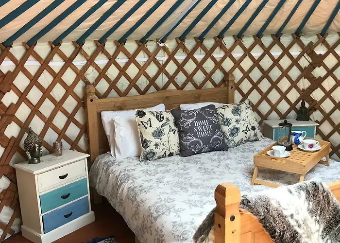 Luxury tent French Fields Luxury Glamping Original Mongolian Yurt