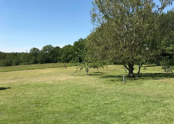 French Fields Luxury Glamping Original Mongolian Yurt Le-Vieux-Cerier