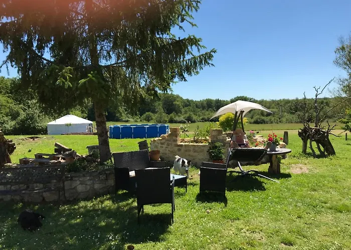 French Fields Luxury Glamping Original Mongolian Yurt Luxury tent Le-Vieux-Cerier